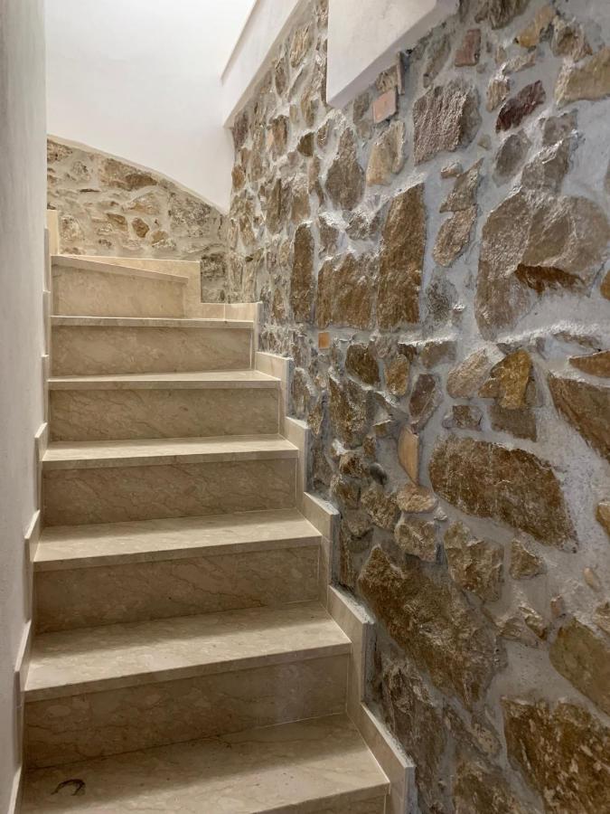 Dea Del Borgo Villa Sant'Ambrogio  Eksteriør bilde