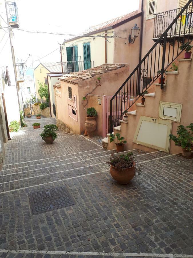 Dea Del Borgo Villa Sant'Ambrogio  Eksteriør bilde